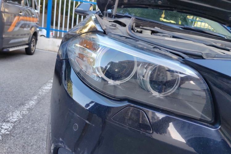 Used BMW 5 Series 2014 528Li Leading Model Right Front Headlight