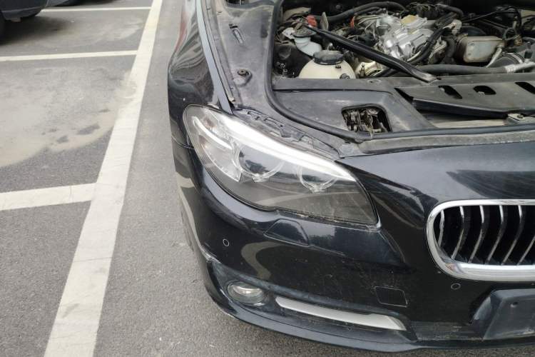 Used BMW 5 Series 2014 525Li Leading Model Right Front Headlight