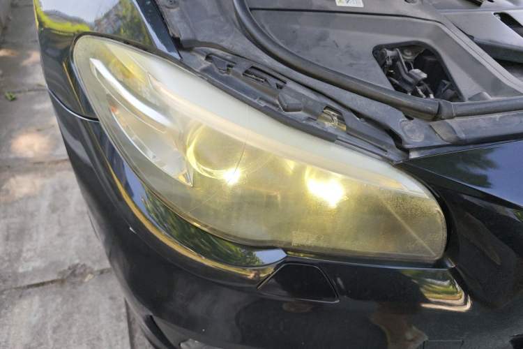 Used BMW 5 Series 2014 525Li Leading Model Right Front Headlight