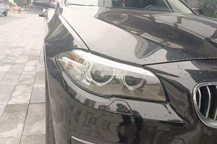 Used BMW 5 Series 2014 520Li Elegant Model Right Front Headlight