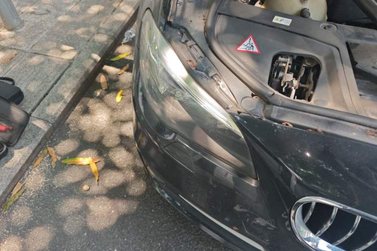 Used BMW 5 Series 2014 520Li Elegant Model Right Front Headlight