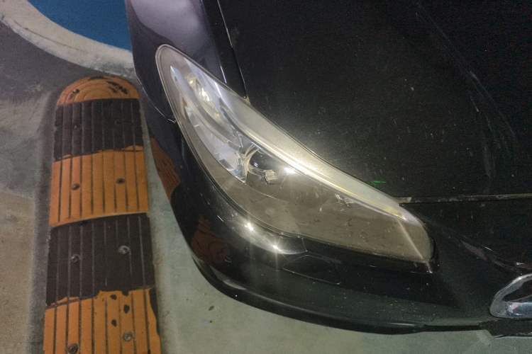Used BMW 5 Series 2014 525Li Leading Model Right Front Headlight