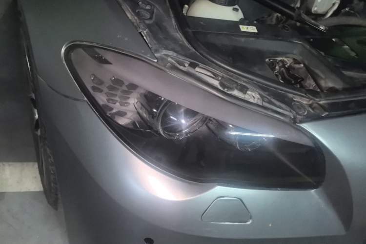 Used BMW 5 Series 2014 525Li Leading Model Right Front Headlight