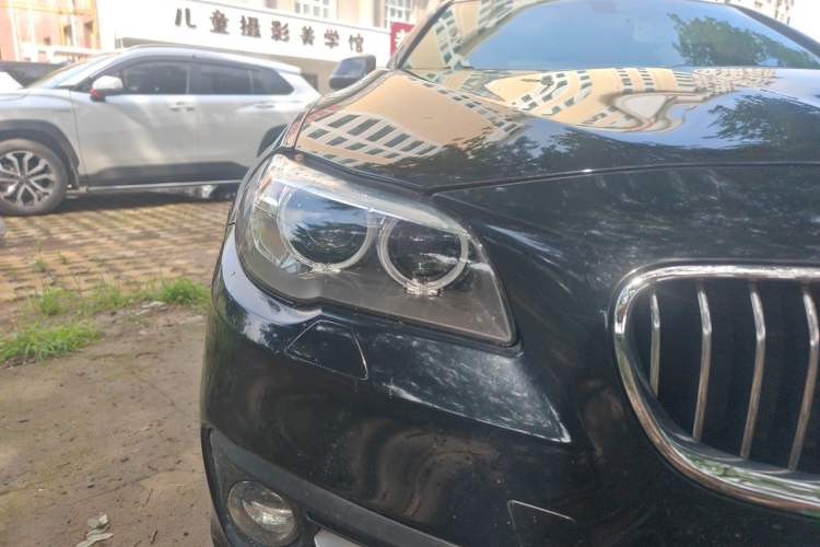 Used BMW 5 Series 2014 520Li Elegant Model Right Front Headlight