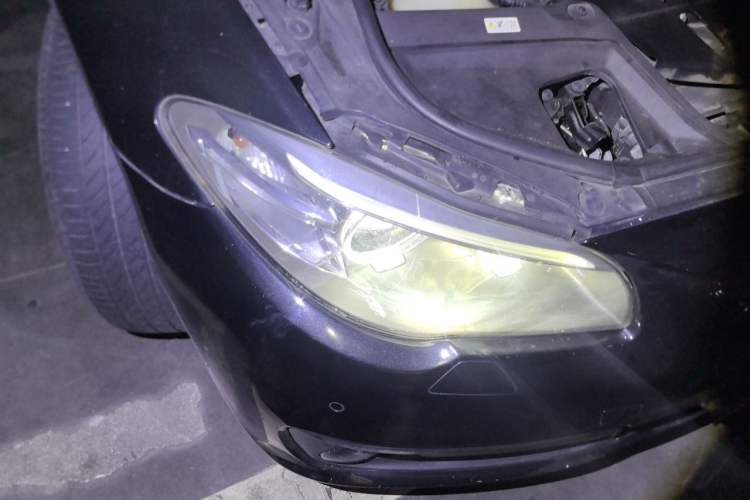 Used BMW 5 Series 2014 520i Elegant Edition Right Front Headlight