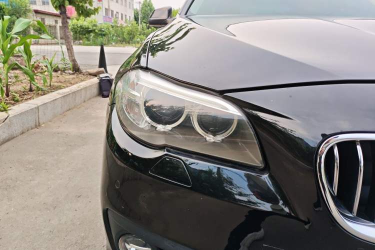 Used BMW 5 Series 2014 520Li Elegant Model Right Front Headlight