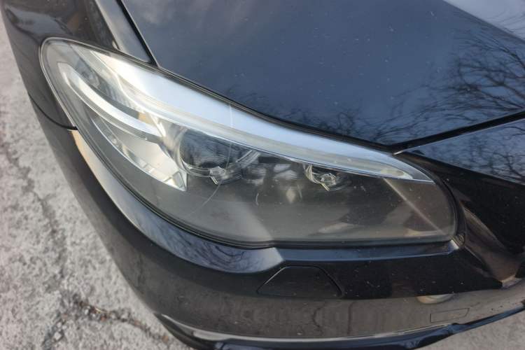 Used BMW 5 Series 2014 525Li Luxury Design Package Right Front Headlight