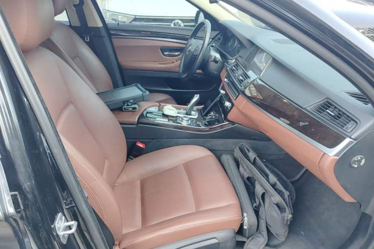 Used BMW 5 Series 2014 525Li Leading Model Right Front Seat