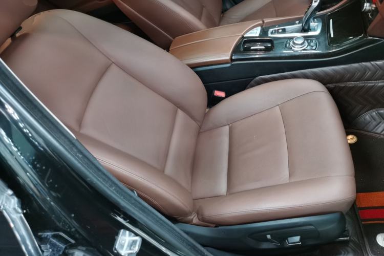 Used BMW 5 Series 2014 525Li Leading Model Right Front Seat