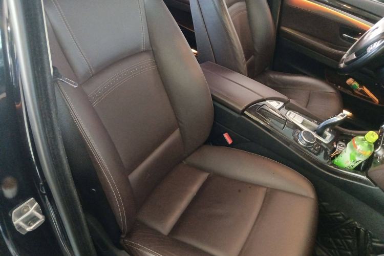 Used BMW 5 Series 2014 525Li Luxury Design Package Right Front Seat