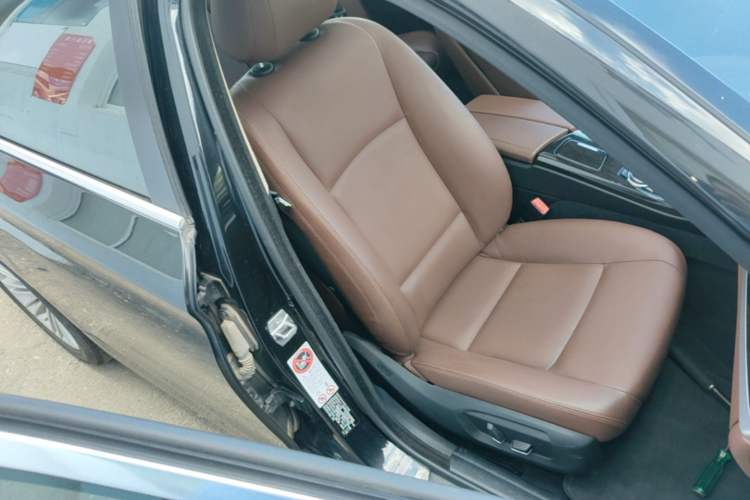 Used BMW 5 Series 2014 525Li Leading Model Right Front Seat