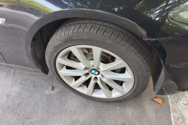 Used BMW 5 Series 2014 528Li Leading Model Right Front Wheel Hub