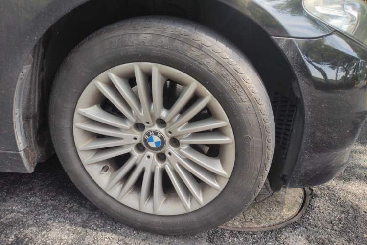 Used BMW 5 Series 2014 525Li Leading Model Right Front Wheel Hub