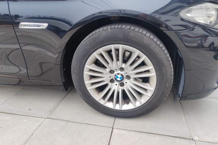 Used BMW 5 Series 2014 525Li Leading Model Right Front Wheel Hub
