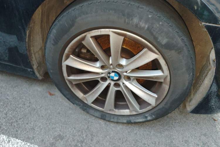 Used BMW 5 Series 2014 520i Elegant Edition Right Front Wheel Hub