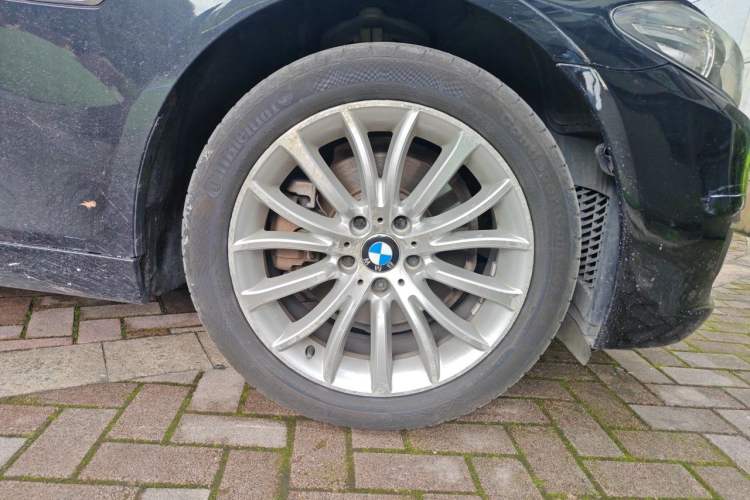 Used BMW 5 Series 2014 530Li Luxury Design Package Right Front Wheel Hub