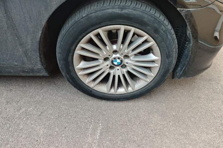 Used BMW 5 Series 2014 525Li Leading Model Right Front Wheel Hub