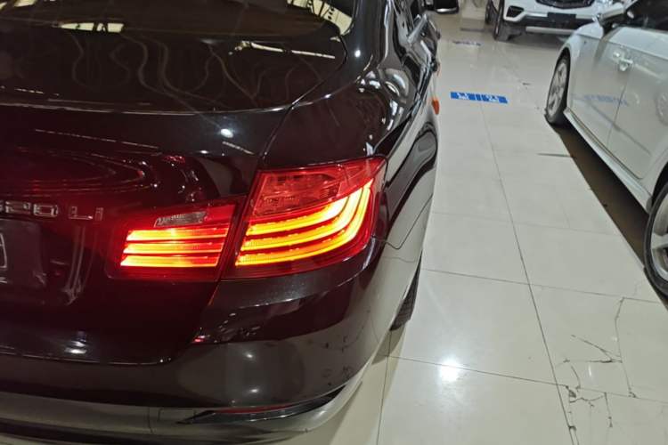Used BMW 5 Series 2014 520Li Elegant Model Right Rear Taillight