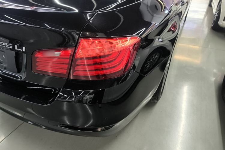 Used BMW 5 Series 2014 525Li Leading Model Right Rear Taillight