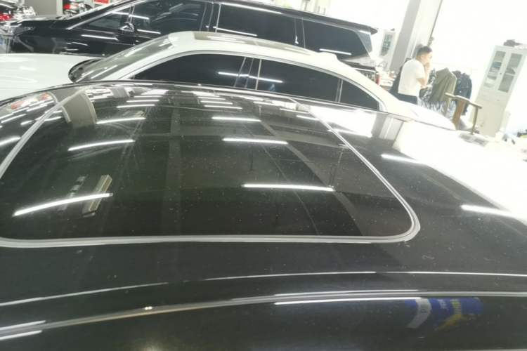 Used BMW 5 Series 2014 525Li Leading Model Roof
