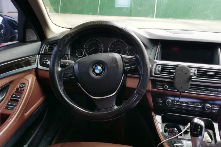 Used BMW 5 Series 2014 528Li Leading Model Steering Wheel