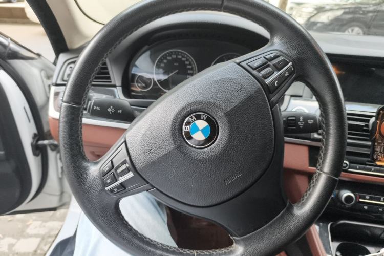 Used BMW 5 Series 2014 520Li Elegant Model Steering Wheel