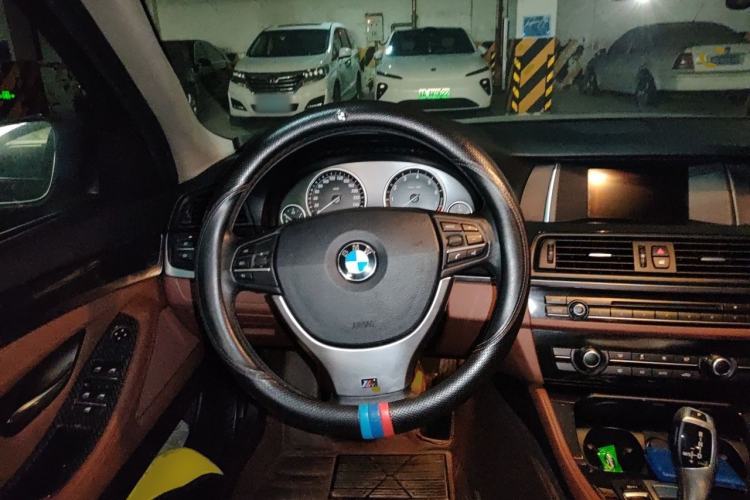 Used BMW 5 Series 2014 520Li Elegant Model Steering Wheel