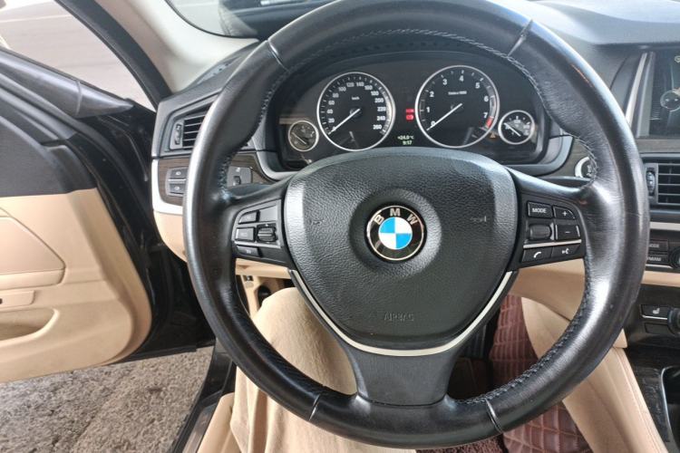 Used BMW 5 Series 2014 525Li Luxury Design Package Steering Wheel