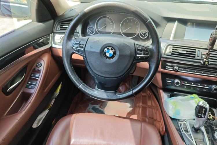 Used BMW 5 Series 2014 520Li Elegant Model Steering Wheel
