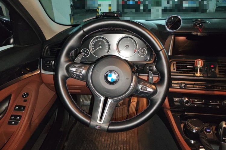 Used BMW 5 Series 2014 520i Touring Edition Steering Wheel