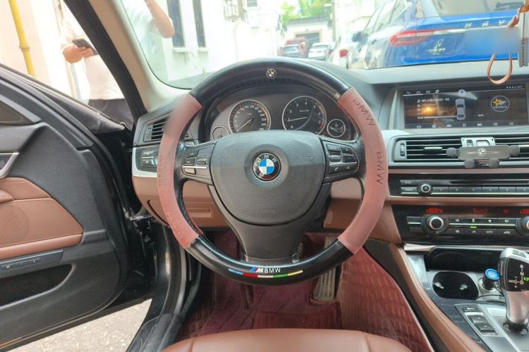 Used BMW 5 Series 2014 520Li Elegant Model Steering Wheel