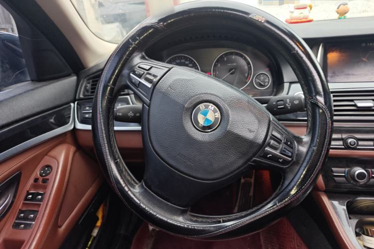 Used BMW 5 Series 2014 520Li Elegant Model Steering Wheel