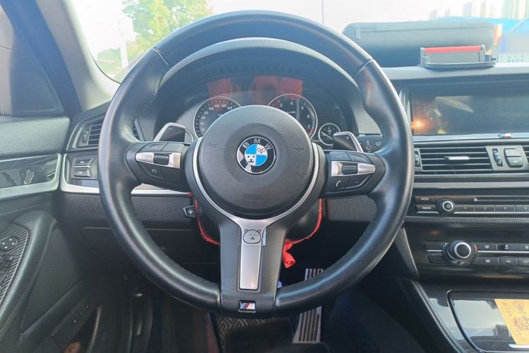 Used BMW 5 Series 2014 520Li Elegant Model Steering Wheel