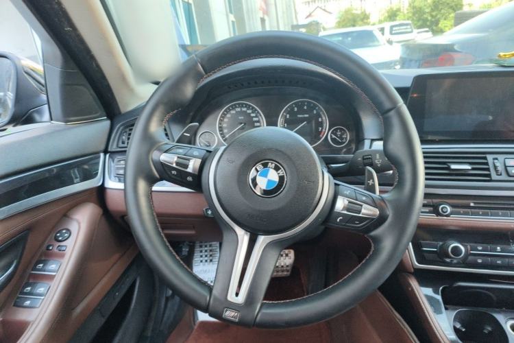 Used BMW 5 Series 2014 520i Elegant Edition Steering Wheel