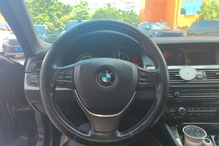 Used BMW 5 Series 2014 528Li xDrive Premium Edition Steering Wheel