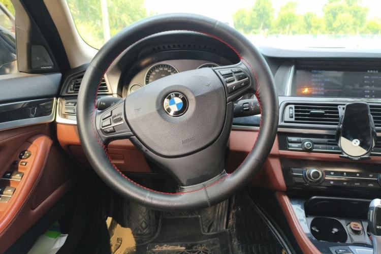 Used BMW 5 Series 2014 520Li Elegant Model Steering Wheel