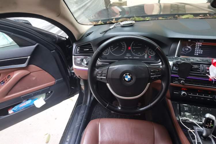Used BMW 5 Series 2014 520i Elegant Edition Steering Wheel