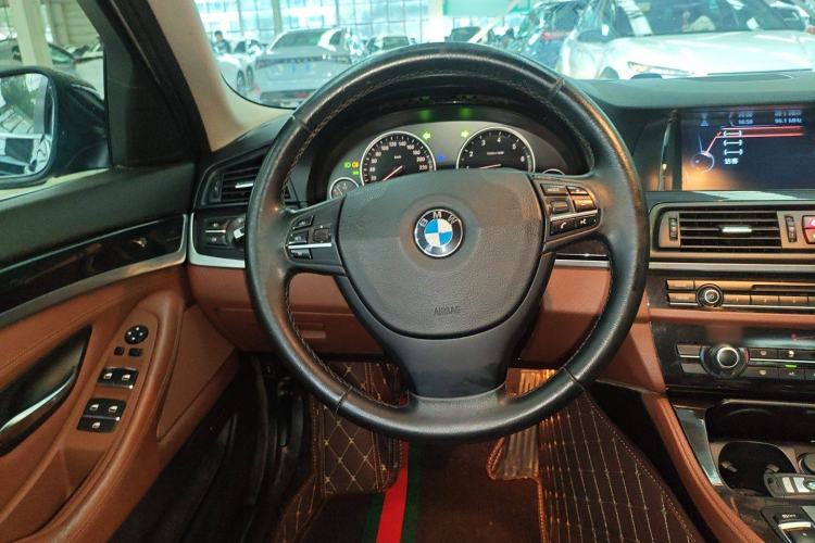 Used BMW 5 Series 2014 520Li Elegant Model Steering Wheel