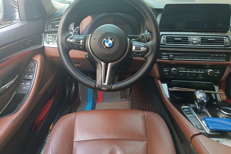 Used BMW 5 Series 2014 528Li Leading Model Steering Wheel