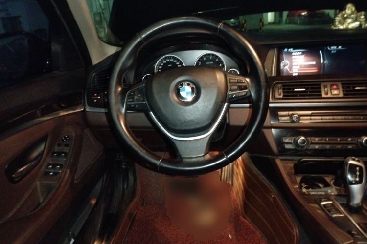 Used BMW 5 Series 2014 525Li Luxury Design Package Steering Wheel
