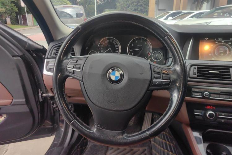 Used BMW 5 Series 2014 520Li Elegant Model Steering Wheel