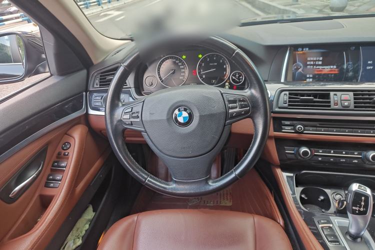 Used BMW 5 Series 2014 520i Elegant Edition Steering Wheel