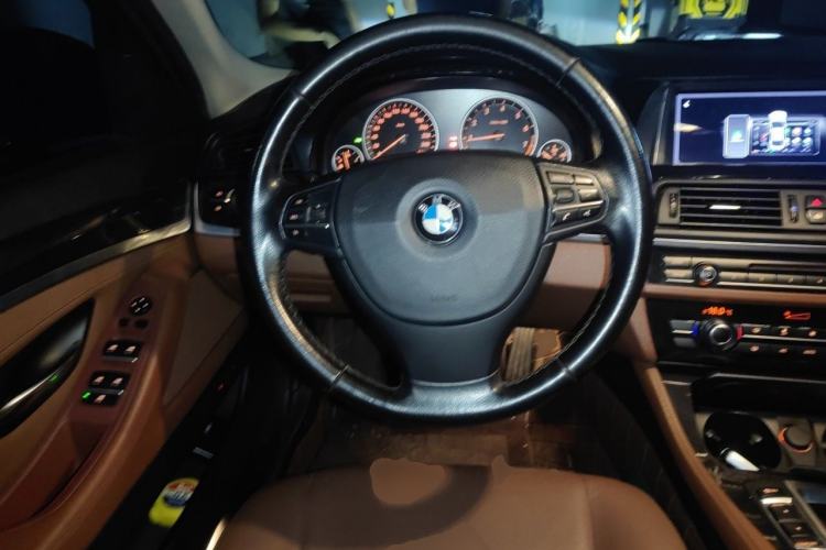 Used BMW 5 Series 2014 520Li Elegant Model Steering Wheel