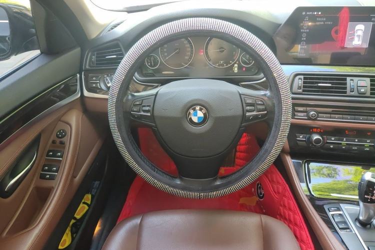 Used BMW 5 Series 2014 525Li Leading Model Steering Wheel