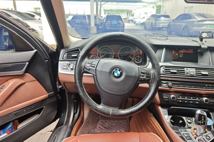 Used BMW 5 Series 2014 520Li Elegant Model Steering Wheel