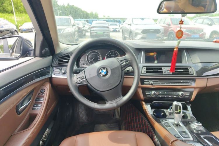 Used BMW 5 Series 2014 520Li Elegant Model Steering Wheel