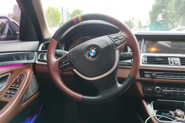 Used BMW 5 Series 2014 520Li Elegant Model Steering Wheel
