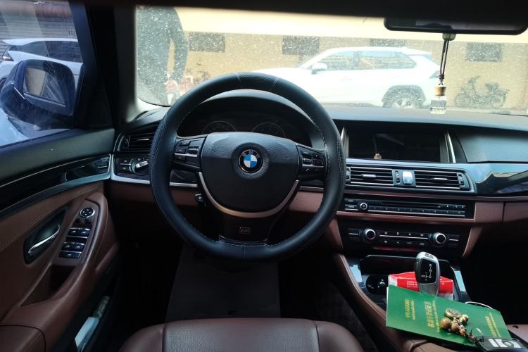 Used BMW 5 Series 2014 520Li Elegant Model Steering Wheel