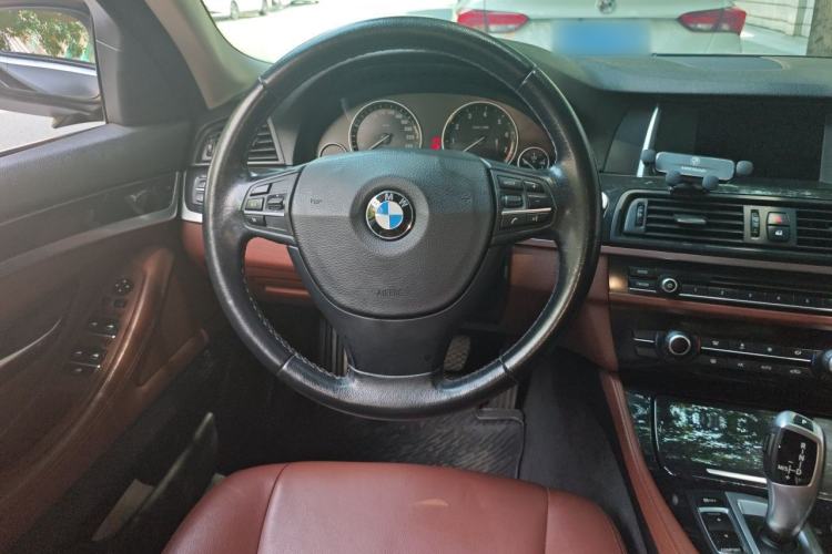 Used BMW 5 Series 2014 520Li Elegant Model Steering Wheel