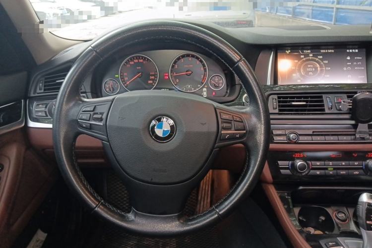 Used BMW 5 Series 2014 520Li Elegant Model Steering Wheel
